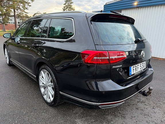 Volkswagen Passat 5 of 19