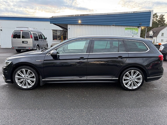 Volkswagen Passat 4 of 19