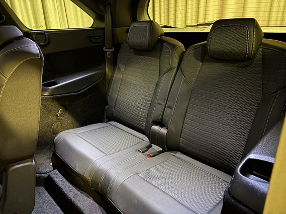 Peugeot 5008 8 of 21
