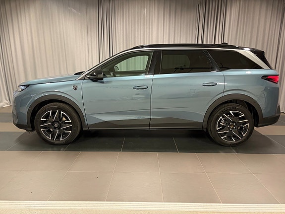 Peugeot 5008 2 of 21