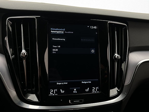 Volvo V60 19 of 30