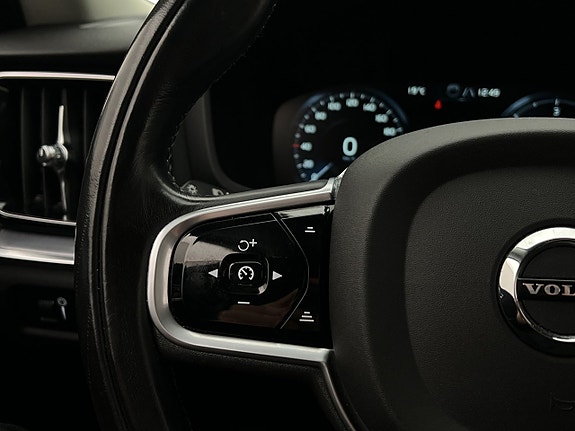 Volvo V60 15 of 30