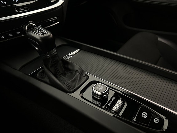 Volvo V60 25 of 30