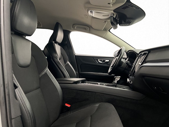Volvo V60 27 of 30