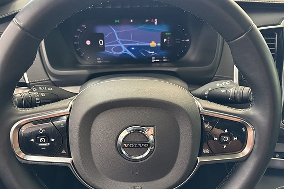 Volvo XC90 23 of 26