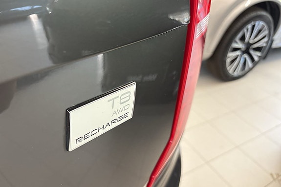 Volvo XC90 12 of 26