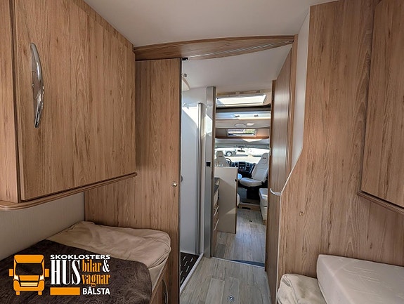 Pilote P 746 GJ 150hk Automat Alde Vinterpaket Taksäng Långbäddar 20 of 26