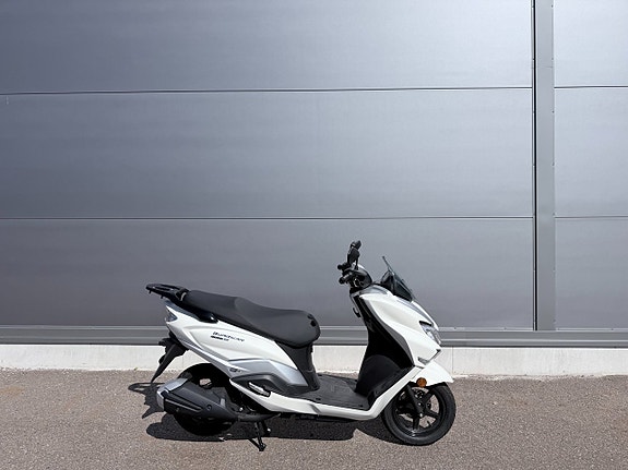 Suzuki UB125 Burgman
