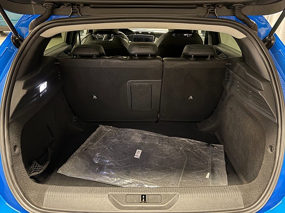 Peugeot 308 5 of 16