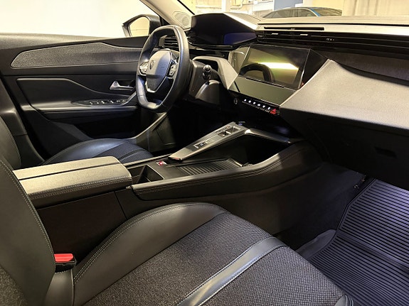 Peugeot 308 10 of 16