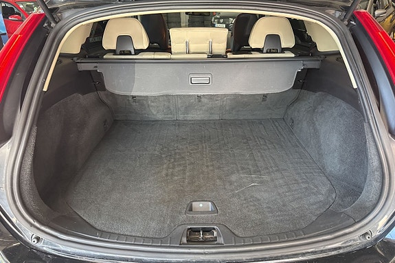 Volvo V60 26 of 29
