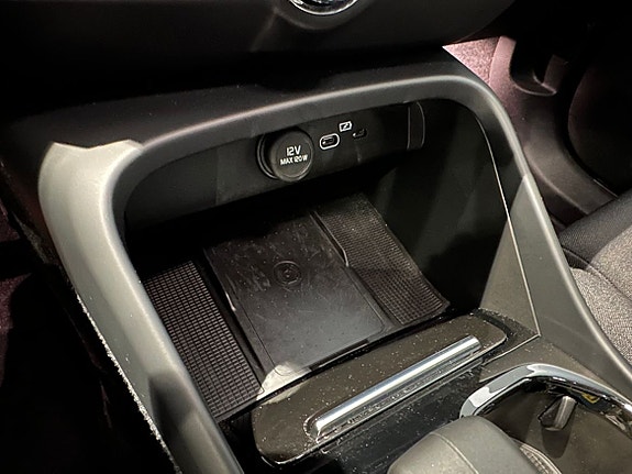 Volvo XC40 15 of 18