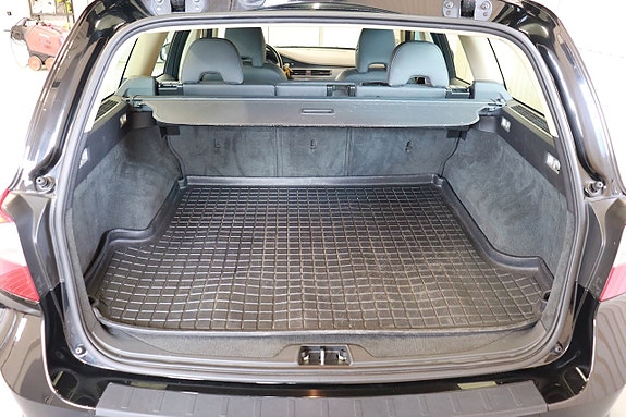 Volvo V70 7 of 13