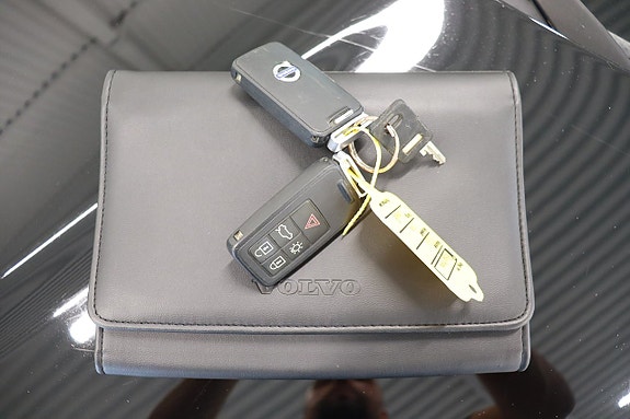 Volvo V70 12 of 13