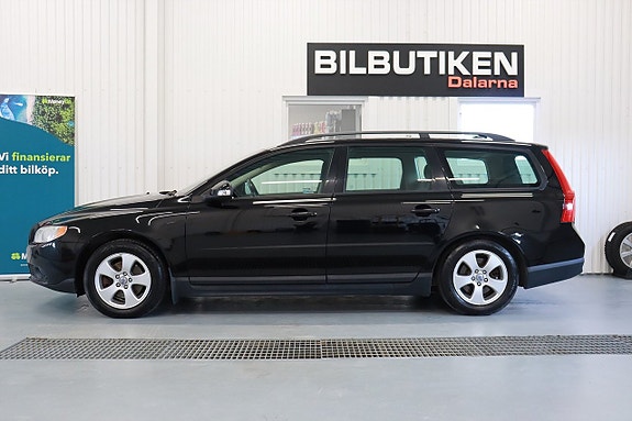 Volvo V70 2 of 13