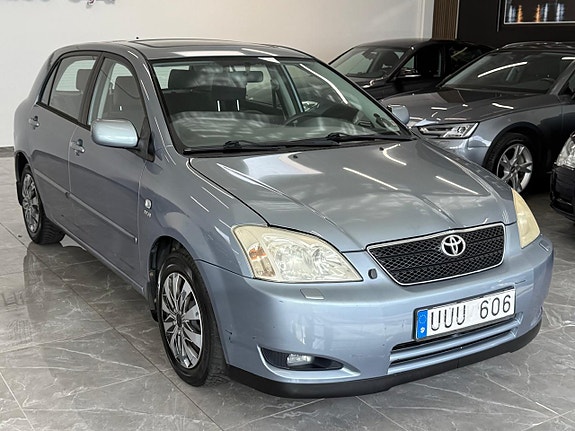 Toyota Corolla 2 of 19