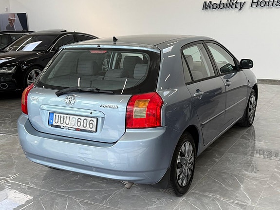 Toyota Corolla 5 of 19