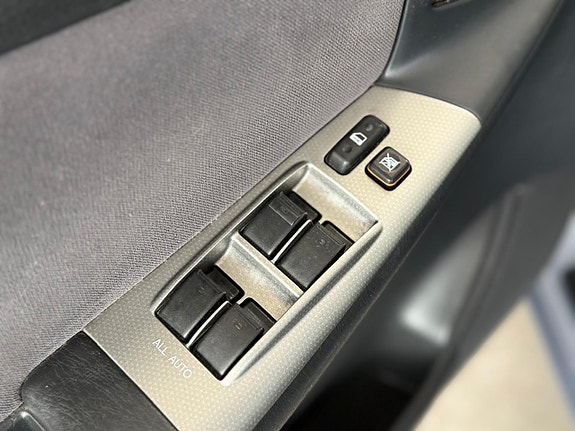Toyota Corolla 19 of 19