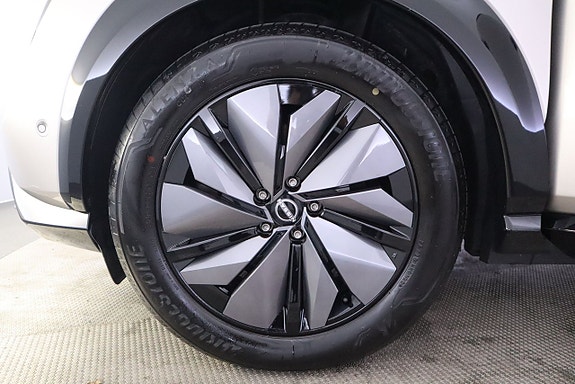 Nissan Ariya 10 of 26
