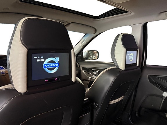 Volvo XC90 25 of 28