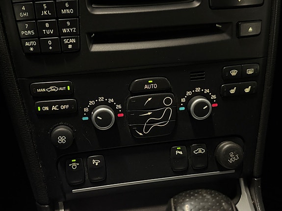 Volvo XC90 21 of 28