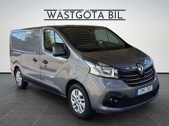 Renault Trafic 9 of 17