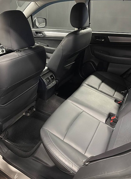 Subaru Outback 8 of 9
