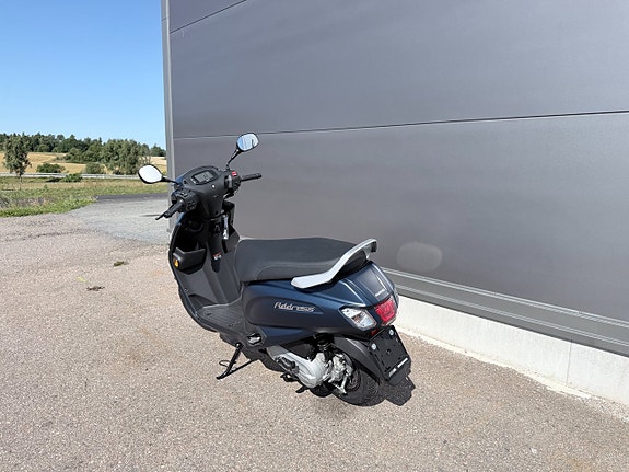 Suzuki UK125 Adress 5 of 6