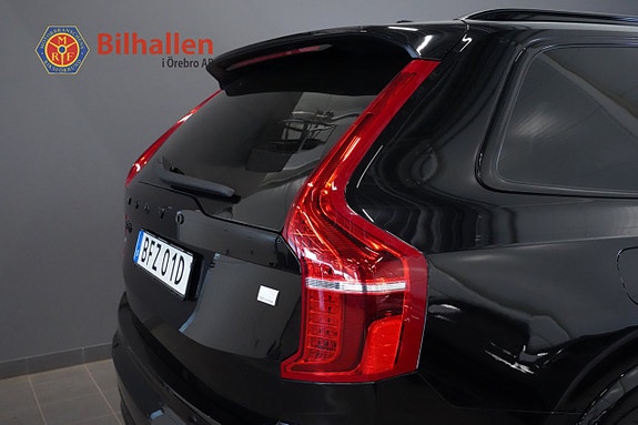 Volvo XC90 14 of 30