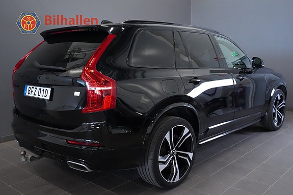 Volvo XC90 13 of 30