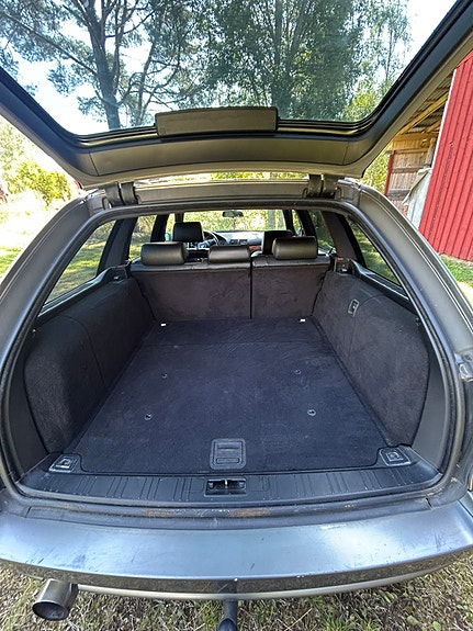 BMW 525i 3 of 9