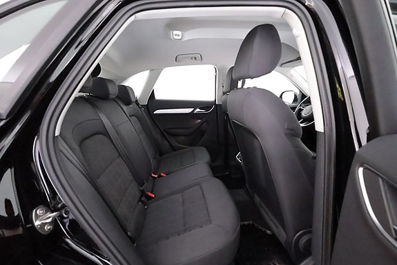 Audi Q3 11 of 23
