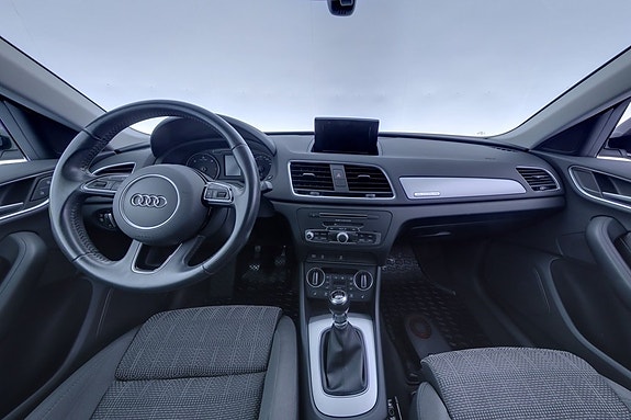 Audi Q3 7 of 23
