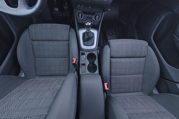 Audi Q3 9 of 23