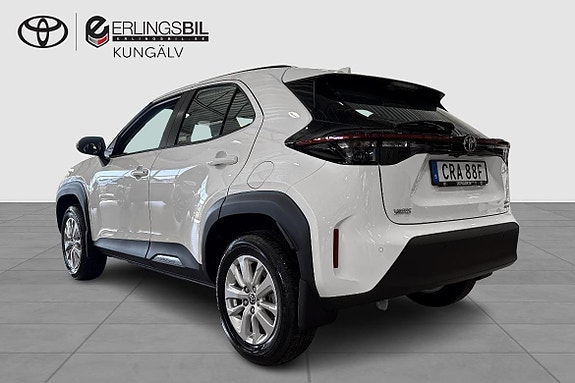 Toyota Yaris Cross 2 of 11
