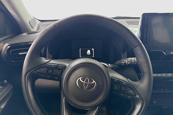 Toyota Yaris Cross 10 of 11