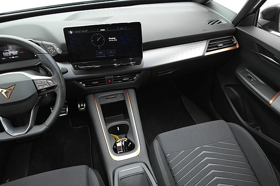 Cupra Born 8 of 20