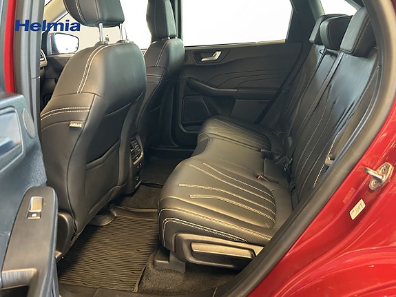 Ford Kuga 10 of 12
