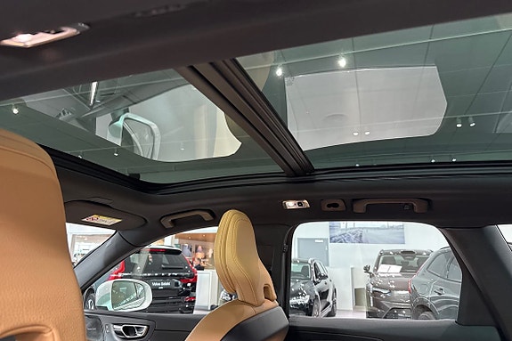 Volvo XC60 21 of 22