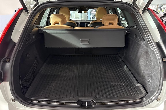 Volvo XC60 12 of 22