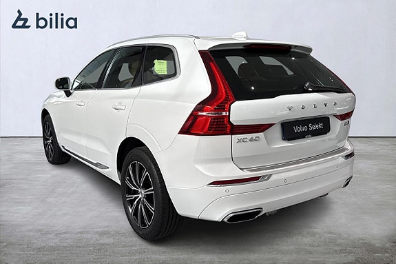 Volvo XC60 2 of 22