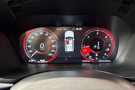 Volvo XC60 16 of 22