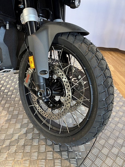 BMW R 1300 GS 9 of 14
