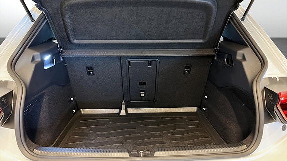 Volkswagen ID.3 Neo 12 of 13