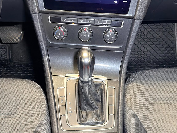 Volkswagen Golf I 21 of 22