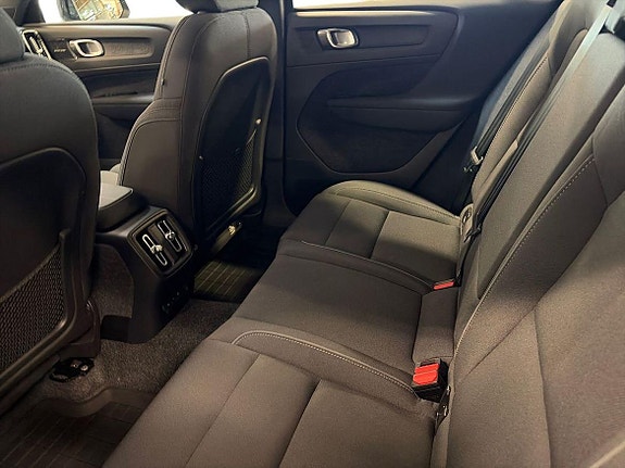 Volvo C40 7 of 15