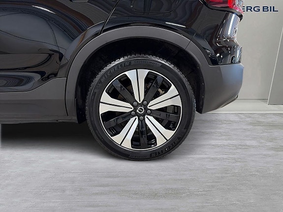 Volvo C40 3 of 15