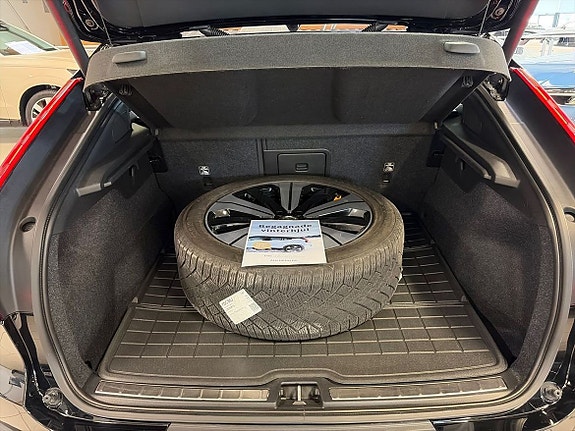 Volvo C40 11 of 15