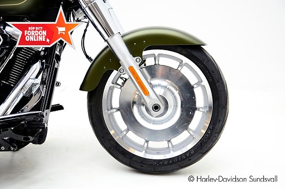 Harley-Davidson Fatboy 114 *Hemleverans* 6 of 10