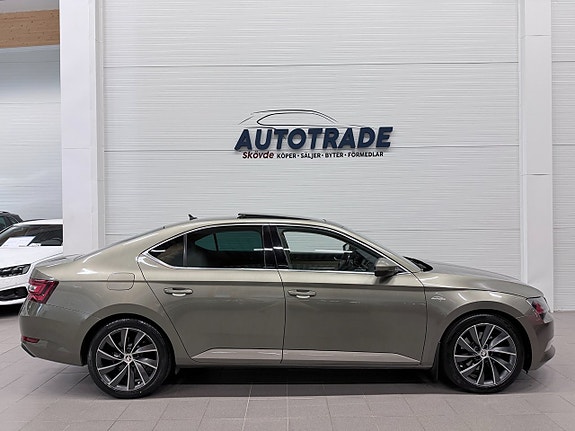 Skoda Superb 6 of 22